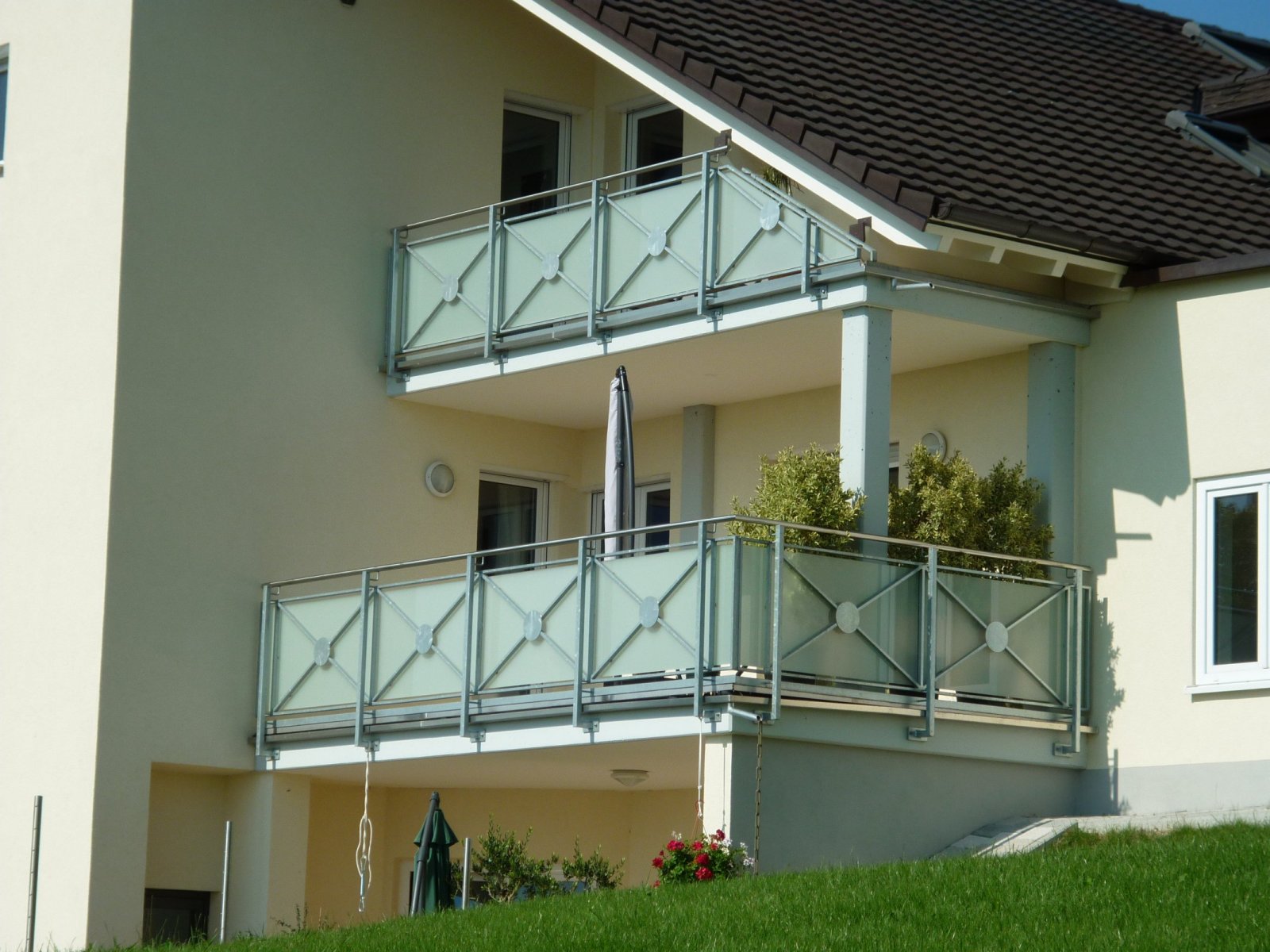 Metall-Blumentopf Oval Mit Haken – 3 Stück Weiß, Für Geländer & Balkon (Innen/Außen)
